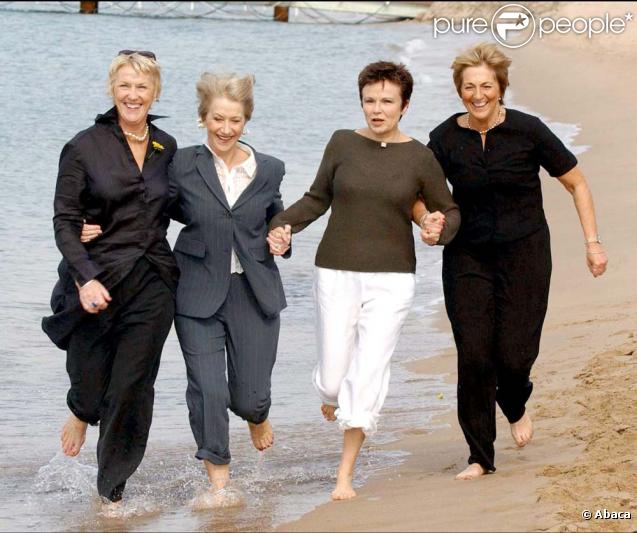 Tricia Stewart, Helen Mirren, Julie Waters et Penelope Wilton, les actrices du film Calendar Girls, sorti en 2003, à Cannes 