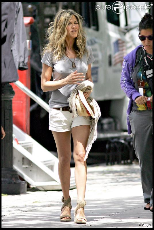 Jennifer Aniston visiblement en grande forme... sur le tournage de son film à New York