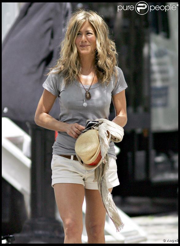 Jennifer Aniston visiblement en grande forme... sur le tournage de son film à New York
