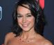 Quand Karine Lima rencontre un homme... c'est explosif ! Regardez !