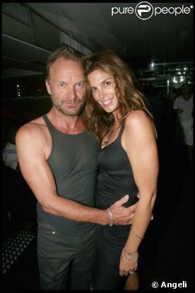 Sting et Cindy Crawford au VIP Room de Saint-Tropez, le 6 août 2009