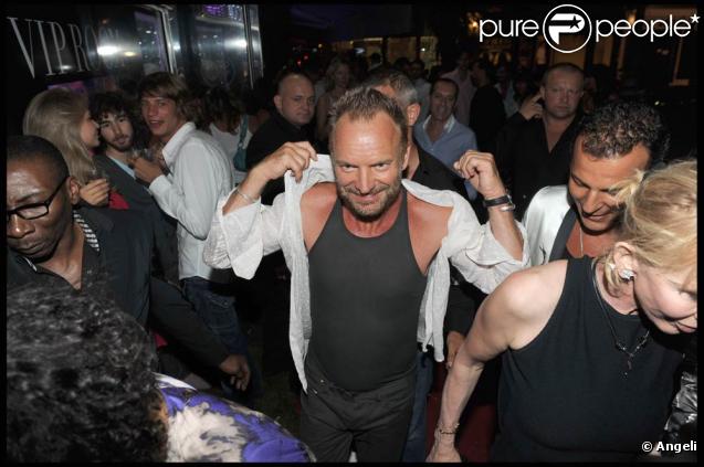 Sting et Trudie Styler au VIP Room de Saint-Tropez, le 6 août 2009