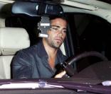 Jesse Metcalfe. Exit, la salopette du jardinier et vive le style latin lover au regard de braise. 