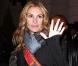Julia Roberts. Ce sont des stars internationales et elles sont toutes gauchères. Elles ont connu la multitudes d'inconvénients que rencontrent les gauchers et ont réussi leur carrière... Ca mérite bien une poignée de mains !
