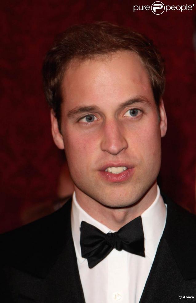 Le Prince William. Ce sont des stars internationales et elles sont toutes gauchères. Elles ont connu la multitudes d'inconvénients que rencontrent les gauchers et ont réussi leur carrière... Ca mérite bien une poignée de mains !
