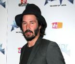 Keanu Reeves. Ce sont des stars internationales et elles sont toutes gauchères. Elles ont connu la multitudes d'inconvénients que rencontrent les gauchers et ont réussi leur carrière... Ca mérite bien une poignée de mains !