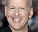 Bruce Willis. Ce sont des stars internationales et elles sont toutes gauchères. Elles ont connu la multitudes d'inconvénients que rencontrent les gauchers et ont réussi leur carrière... Ca mérite bien une poignée de mains !