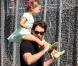 Hugh Jackman fête son nouveau contrat en famille... il sera une cinquième fois Wolverine !