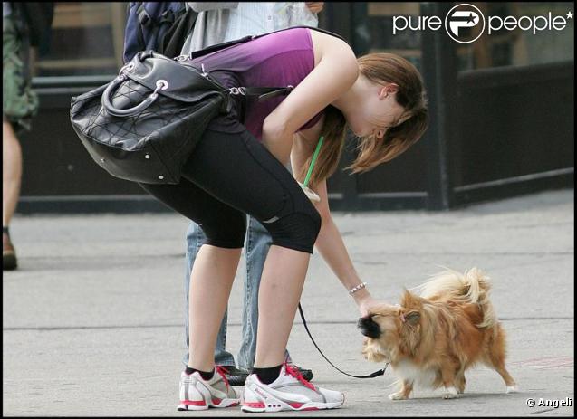 Mischa Barton se promène à New York. 17/08/09