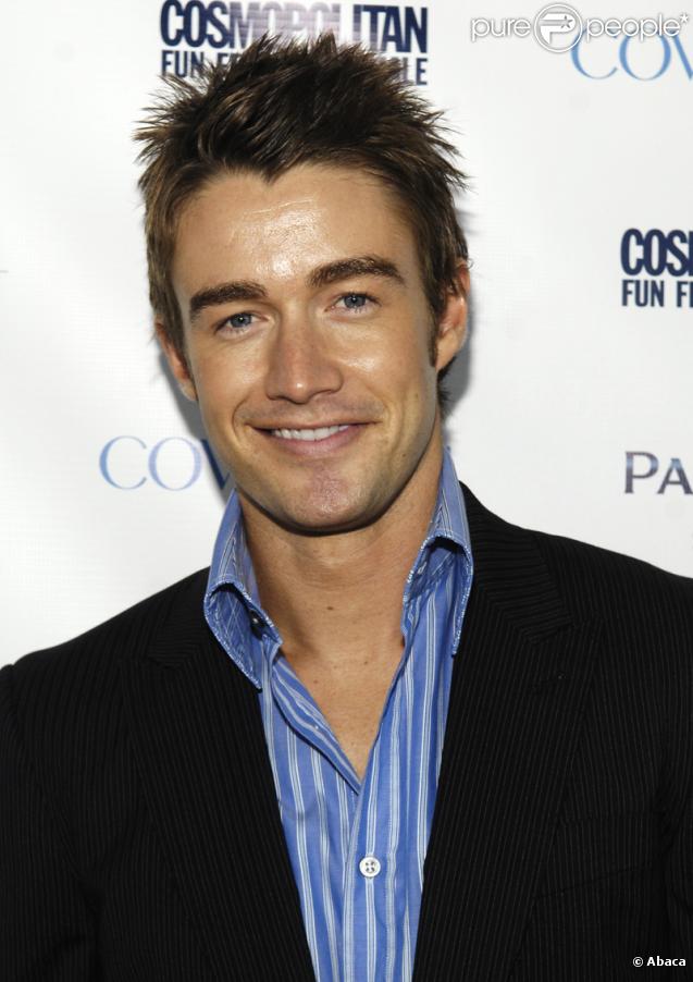 Robert Buckley