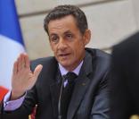 Nicolas Sarkozy en réunion pour le plan de relance avec A. Juppé et M. Rocard (Elysée- 26 août 2009)