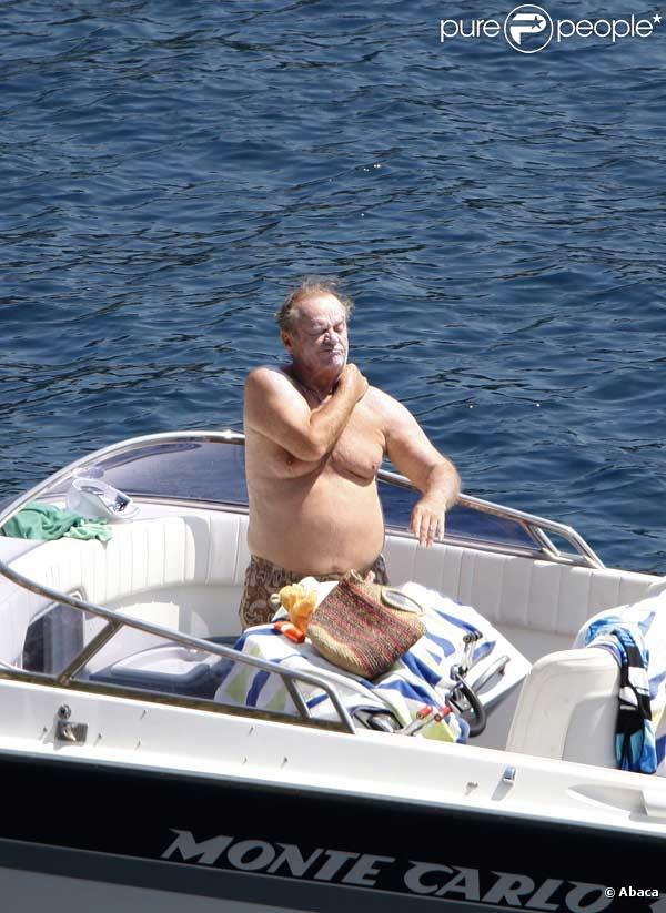 Jack Nicholson et son fils profitent de leurs vacances à Saint-Jean-Cap-Ferrat, dans le sud de la France, en compagnie de charmantes jeunes filles...
