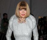 Anna Wintour et sa robe Chanel critiquée par le Time magazine. Costume Institute Gala à New York en mai 2008 