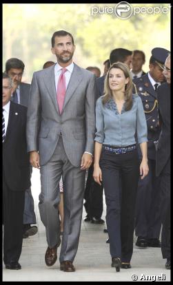 Felipe et Letizia d'Espagne assistent à l'ouverture d'un parc scientifique à Valence (Espagne, 5 septembre 2009)