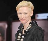 La comédienne britannique Tilda Swinton, à l'occasion de la présentation de  The Informant ! , lors de la 66e Mostra de Venise, le 7 septembre 2009 !