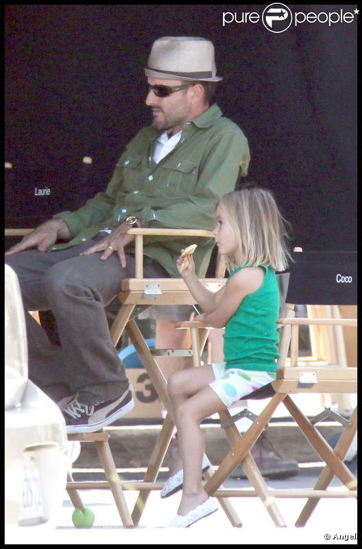 David Arquette rend visite à Courteney Cox avec leur fille Coco sur le tournage de la série Cougar Town le 8 septembre 2009