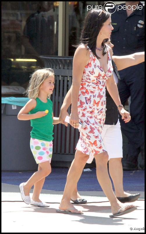 David Arquette rend visite à Courteney Cox avec leur fille Coco sur le tournage de la série Cougar Town le 8 septembre 2009