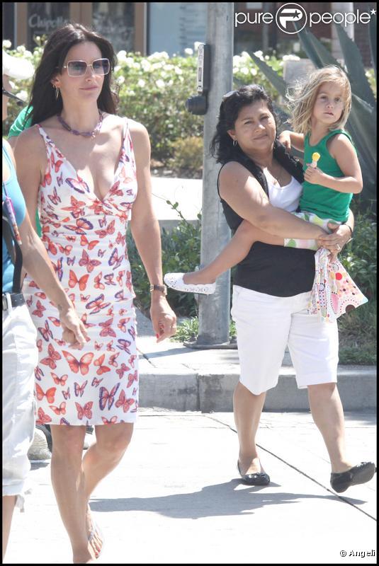 David Arquette rend visite à Courteney Cox avec leur fille Coco sur le tournage de la série Cougar Town le 8 septembre 2009