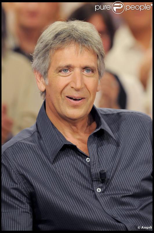 Yves Duteil sur le plateau de Michel Drucker. 09/09/09