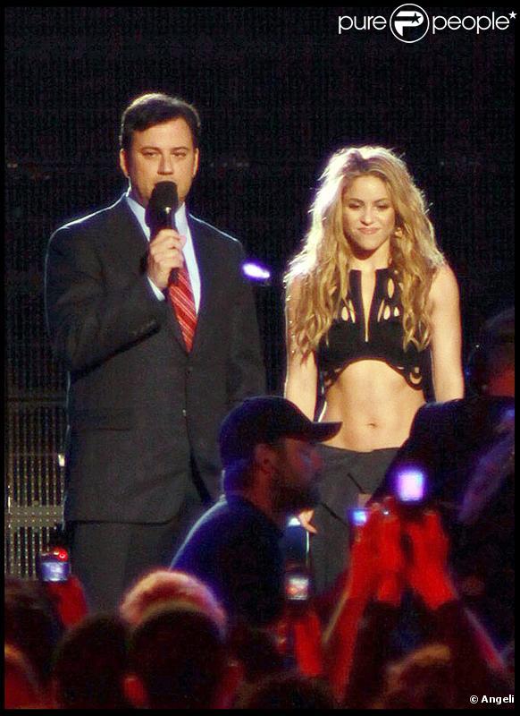 Shakira ovationnée au côté de Jimmy Kimmel  