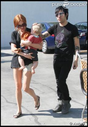 Ashlee Simpson et son mari Pete Wentz ont passé une délicieuse journée avec leur fils Bronx. Le 16/09/09