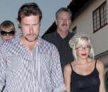 Tori Spelling et Dean McDermott en route pour le restaurant à Malibu le 18 septembre 2009