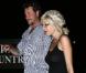 Tori Spelling : Un dîner en amoureux... Elle choisit le noir transparent, qui la rend encore plus maigre ! Raté, les beaux-parents se sont invités !