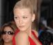 Blake Lively a sorti le grand jeu à la cérémonie des Emmy Awards à Los Angeles le 20/09/09. Le décolleté, elle connaît ! 
