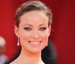 Olivia Wilde très sexy à la cérémonie des Emmy Awards à Los Angeles le 20/09/09