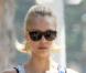 Jessica Alba : Look raté et mine boudeuse... même sa petite Honor ne la déride pas !
