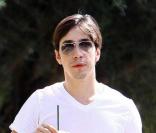Justin Long sort de chez Drew Barrymore pour aller prendre des jus de fruits à Los Angeles le 22 septembre 2009