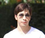 Justin Long sort de chez Drew Barrymore pour aller prendre des jus de fruits à Los Angeles le 22 septembre 2009