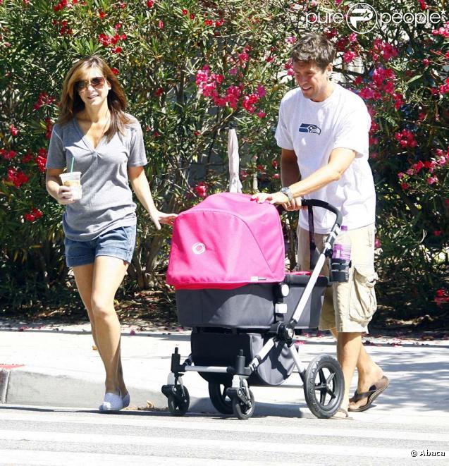 Alyson Hannigan, son mari et leur fille Satyana à Los Angeles, septembre 2009