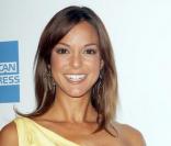 Eva LaRue à la soirée Macy's Passport Fashion Show 2009 au Airport's Barker Hangar de Santa Monica le 24 septembre 2009