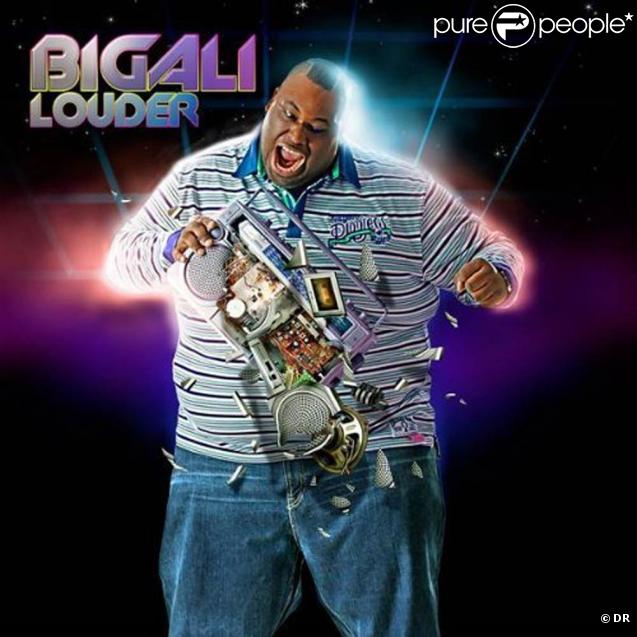 Big Ali a présenté son nouveau single, Universal Party, au VIP Room le 24 septembre 2009.