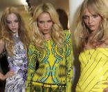 Backstage du défilé Versace avec Sasha Pivovarova et Natasha Poly 