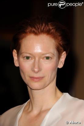 Tilda Swinton a un nouvel amoureux, de nouveaux projets, ...