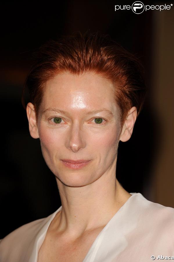 Tilda Swinton a un nouvel amoureux, de nouveaux projets, ...