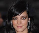 Lily Allen continue de s'afficher avec Sam Cooper... et d'être démonstrative en sa présence !