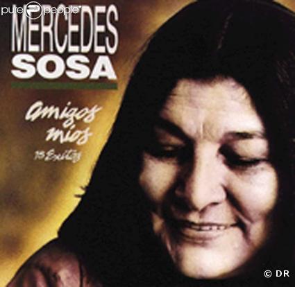 Mercedes sosa est morte le 4 octobre 2009 à Buenos Aires.