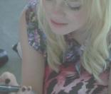 Uffie... Pop The Glock (clip 2010)