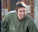 Liam Gallagher : Alors qu'il a tué Oasis... il s'en fout complètement et prend du bon temps !