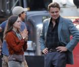 Leonardo DiCaprio et Ellen Page sur le tournage d' Inception , de Christopher Nolan, en septembre 2009, à Los Angeles !