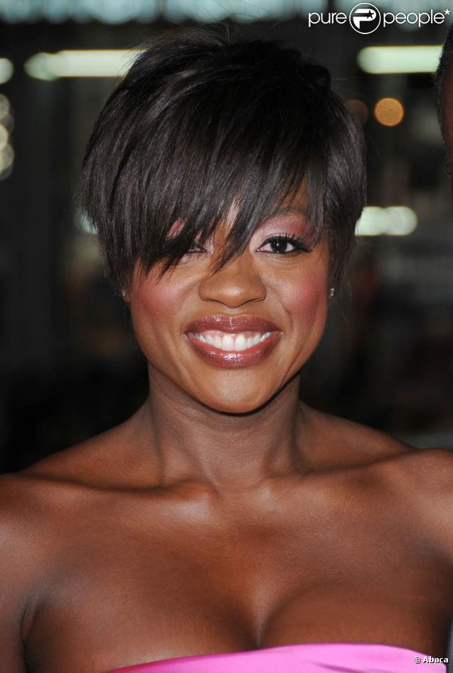 Viola Davis, à l'occasion de l'avant-première de  Law Abiding Citizen , qui s'est tenue au Graumann's Chinese Theatre de Los Angeles, le 6 octobre 2009 !