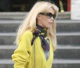 Claudia Schiffer totalement 