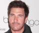 Dylan McDermott, le 12 octobre à New York pour l'illumination de Bloomingdale, en rose dans le cadre de la lutte contre le cancer !
