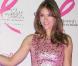 Elizabeth Hurley, le 12 octobre à New York pour l'illumination de Bloomingdale, en rose dans le cadre de la lutte contre le cancer !