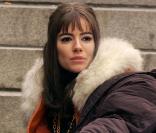 En 2006, sur le tournage de Factory Girl, Sienna Miller est méconnaissable... et ça paye ! La prestation de la jeune actrice est saluée par les critiques.
