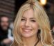 Jolie, persévérante et toujours souriante, Sienna Miller a trouvé son public.
