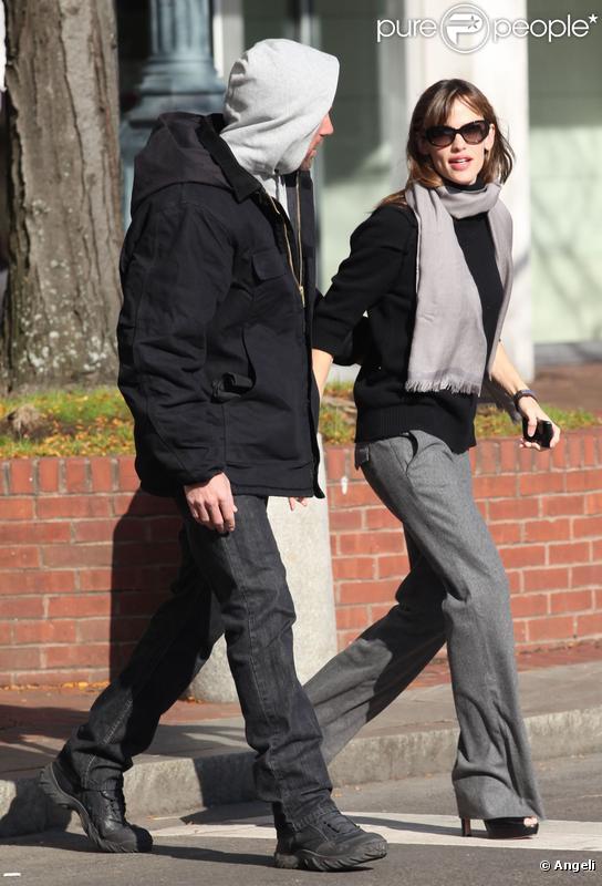 Jennifer Garner et Ben Affleck profitent d'une petite pause sur le tournage de  The Town  pour se retrouver un peu. Octobre 2009